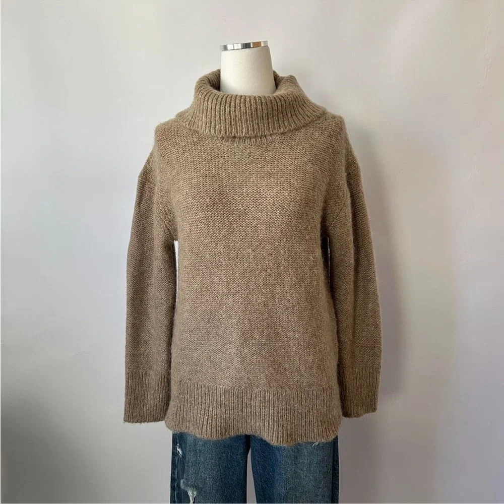Banana Republic brown turtleneck sweater wool blend Size XS. - Picture 2 of 8